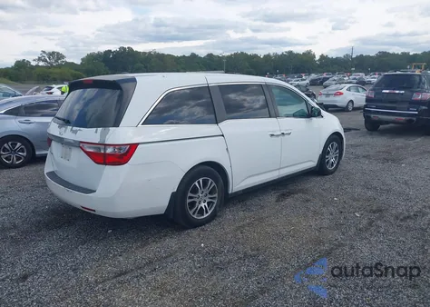 2011 Honda Odyssey Ex-L from USA, damaged, VIN 5FNRL5H69BB008235